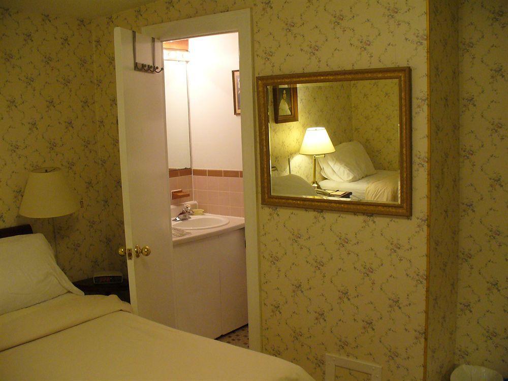 أوتاوا Albert House Inn المظهر الخارجي الصورة